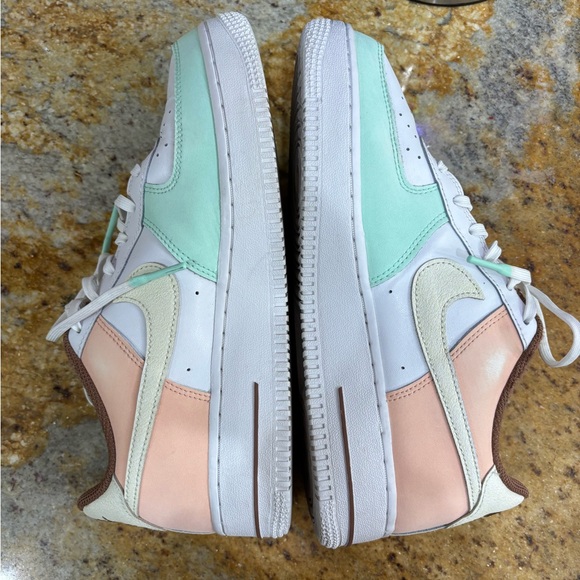 Nike Air Force 1 size 7 - Picture 7 of 9